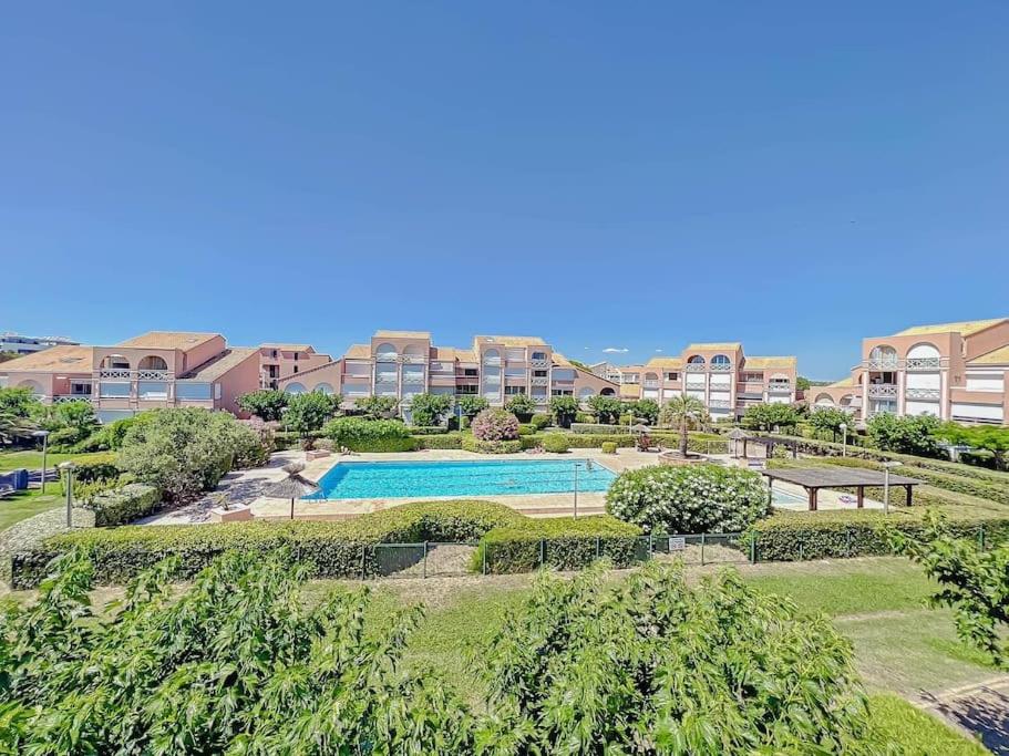 Appartement Appartement * Palavas-les-flots * Piscine 4 Avenue des Jockeys 34250 Palavas-les-Flots