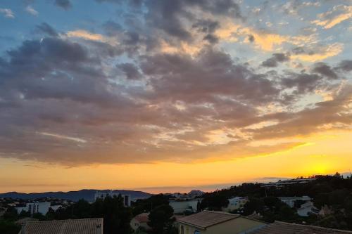 Appartement, parking, proche mer, 2 terrasses