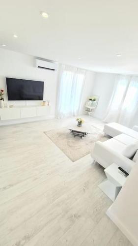 Appartement, parking, proche mer, 2 terrasses