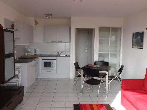 Appartement Perros-Guirec, 1 pièce, 2 personnes - FR-1-368-193