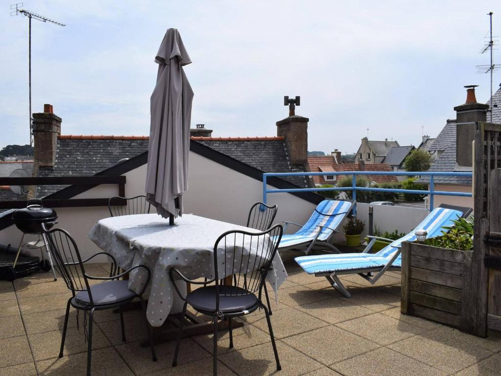 Appartement Perros-Guirec, 1 pièce, 4 personnes - FR-1-368-158 120 rue de St Guirec au 1er étage à droite, 22700 Perros-Guirec