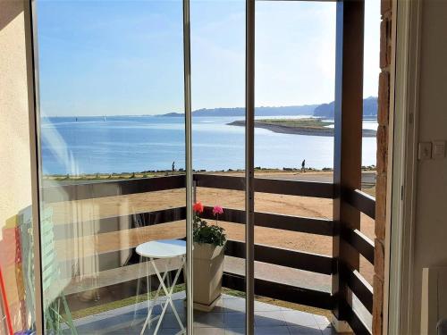 Appartement Perros-Guirec, 1 pièce, 4 personnes - FR-1-368-75