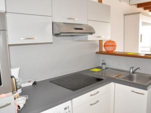 Appartement Perros-Guirec, 1 pièce, 4 personnes - FR-1-368-75