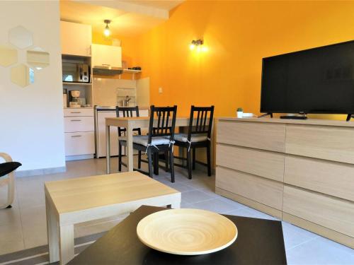 Appartement Perros-Guirec, 2 pièces, 4 personnes - FR-1-368-236