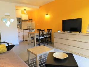 Appartement Perros-Guirec, 2 pièces, 4 personnes - FR-1-368-236