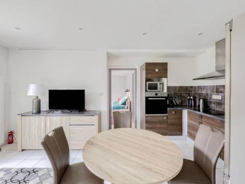 Appartement Perros-Guirec, 2 pièces, 4 personnes - FR-1-368-338