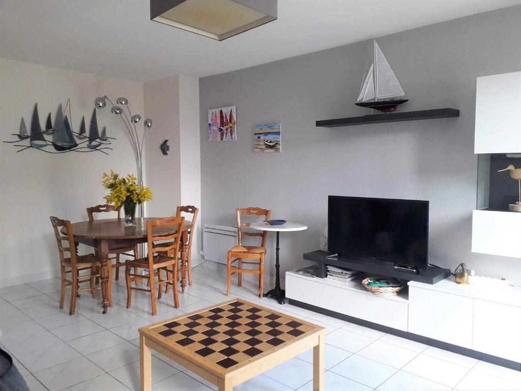 Appartement Appartement Perros-Guirec, 3 pièces, 4 personnes - FR-1-368-167 97 rue de Rohellou Bâtiment B - 1er étage - haut gauche 22700 Perros-Guirec