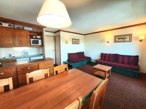 Appartement Plagne Soleil, 3 pièces, 6 personnes - FR-1-351-31