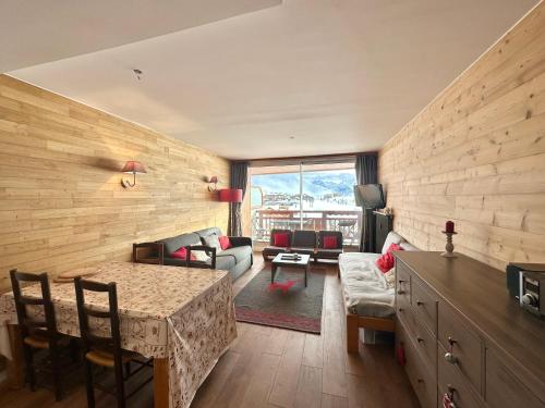 Appartement plein sud, au pied des pistes, vue imprenable