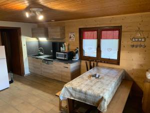 APPARTEMENT PLEIN SUD AUX SAISIES n3