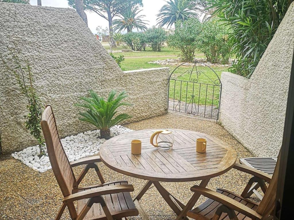 Appartement Appartement Port Barcarès, 2 pièces, 4 personnes - FR-1-195-4 ANTIGUA  Rue antigua 66420 Le Barcarès