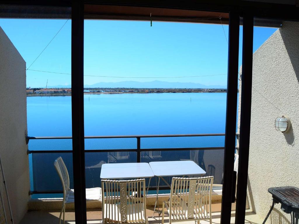 Appartement Appartement Port Barcarès, 2 pièces, 4 personnes - FR-1-431-122 Cap Coudalere -  - 66420 Le Barcarès