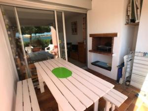 Appartement Appartement Port Barcarès, 2 pièces, 6 personnes - FR-1-81-467 POINTE VERMEILLE 17.60 AVENUE DU RACOU 66420 Le Barcarès Languedoc-Roussillon