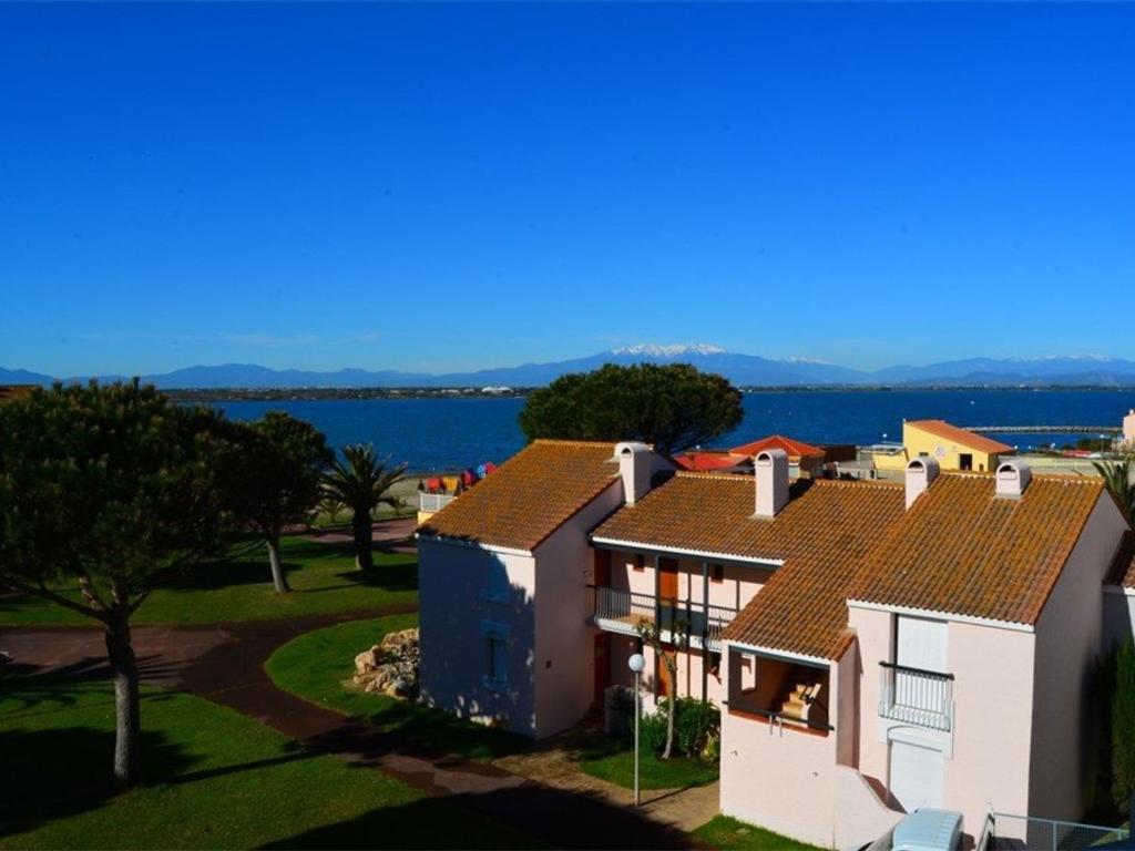 Appartement Appartement Port Barcarès, 3 pièces, 6 personnes - FR-1-431-32 Cap Coudalere -  - 66420 Le Barcarès