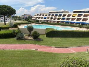 Appartement Appartement Port Camargue, 1 pièce, 4 personnes - FR-1-250-167 1 AVENUE DU CENTURION APPARTEMENT N°2118 - ENTREE 9 - 1er ETAGE - PK CO 30240 Le Grau-du-Roi Languedoc-Roussillon