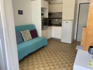 Appartement Appartement Port Camargue, 1 pièce, 4 personnes - FR-1-250-193 219 ROUTE DES MARINES ENTREE ANSE MARINE - RDC - N° 85 30240 Le Grau-du-Roi Languedoc-Roussillon