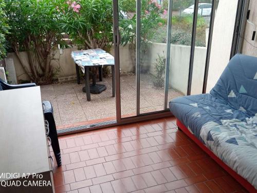 Appartement Port Camargue, 1 pièce, 4 personnes - FR-1-250-196
