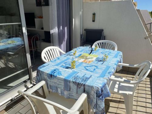 Appartement Port Camargue, 1 pièce, 4 personnes - FR-1-250-208