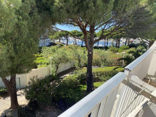 Appartement Port Camargue, 1 pièce, 4 personnes - FR-1-250-208