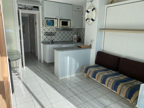 Appartement Port Camargue, 1 pièce, 4 personnes - FR-1-250-229