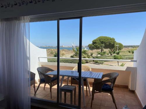Appartement Port Camargue, 2 pièces, 4 personnes - FR-1-250-170