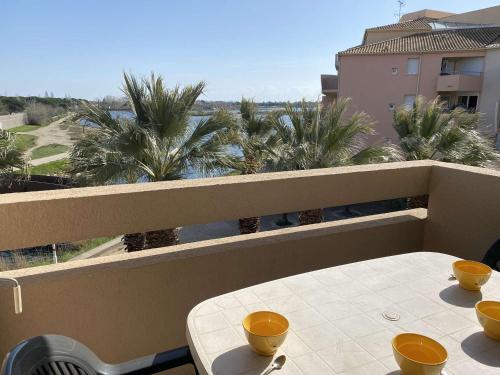 Appartement Port Camargue, 2 pièces, 4 personnes - FR-1-250-224