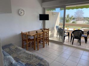 Appartement Appartement Port Camargue, 2 pièces, 4 personnes - FR-1-250-224 373 RUE DE LA MONTJOIE ENTREE A - 2EME ETAGE - APP N°33 30240 Le Grau-du-Roi Languedoc-Roussillon