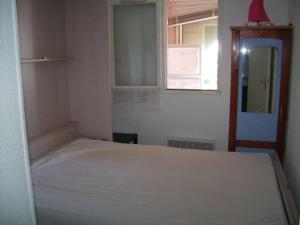 Appartement Port Camargue, 2 pièces, 5 personnes - FR-1-250-184