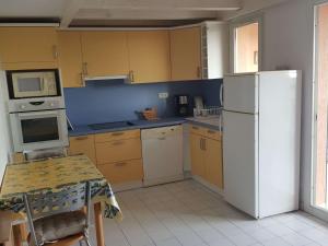 Appartement Port Camargue, 3 pièces, 6 personnes - FR-1-250-192