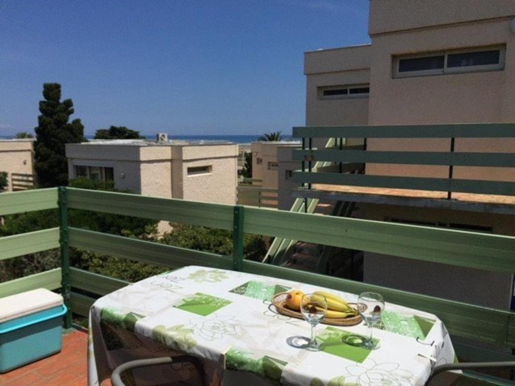 Appartement Appartement Port Leucate, 1 pièce, 4 personnes - FR-1-81-115 Etoile Du Sud - 62  2Â°Etage - Rue Du Ponton 11370 Port Leucate