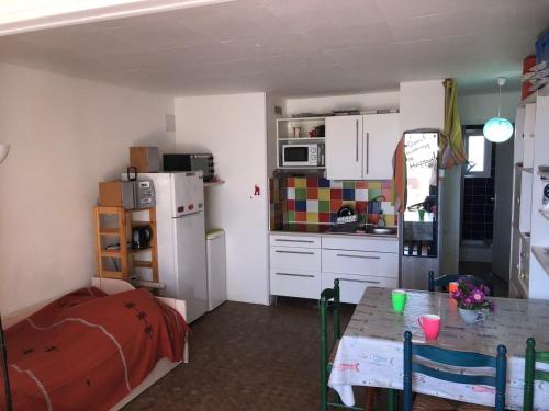 Appartement Port Leucate, 2 pièces, 4 personnes - FR-1-81-178
