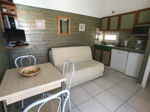 Appartement Port Leucate, 2 pièces, 4 personnes - FR-1-81-71