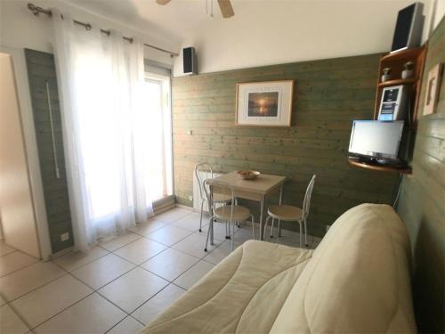 Appartement Port Leucate, 2 pièces, 4 personnes - FR-1-81-71