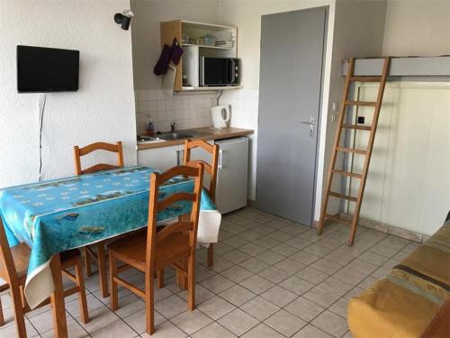Appartement Port Leucate, 3 pièces, 5 personnes - FR-1-81-90