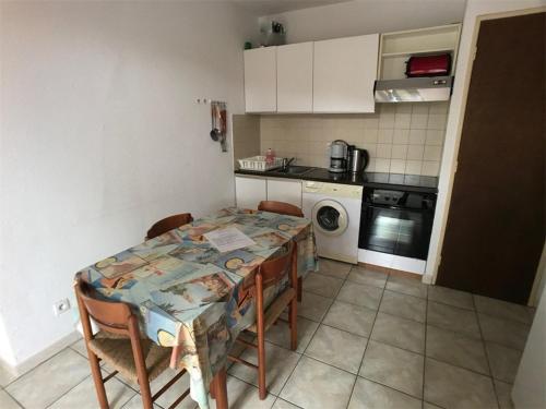 Appartement Port Leucate, 3 pièces, 6 personnes - FR-1-81-83