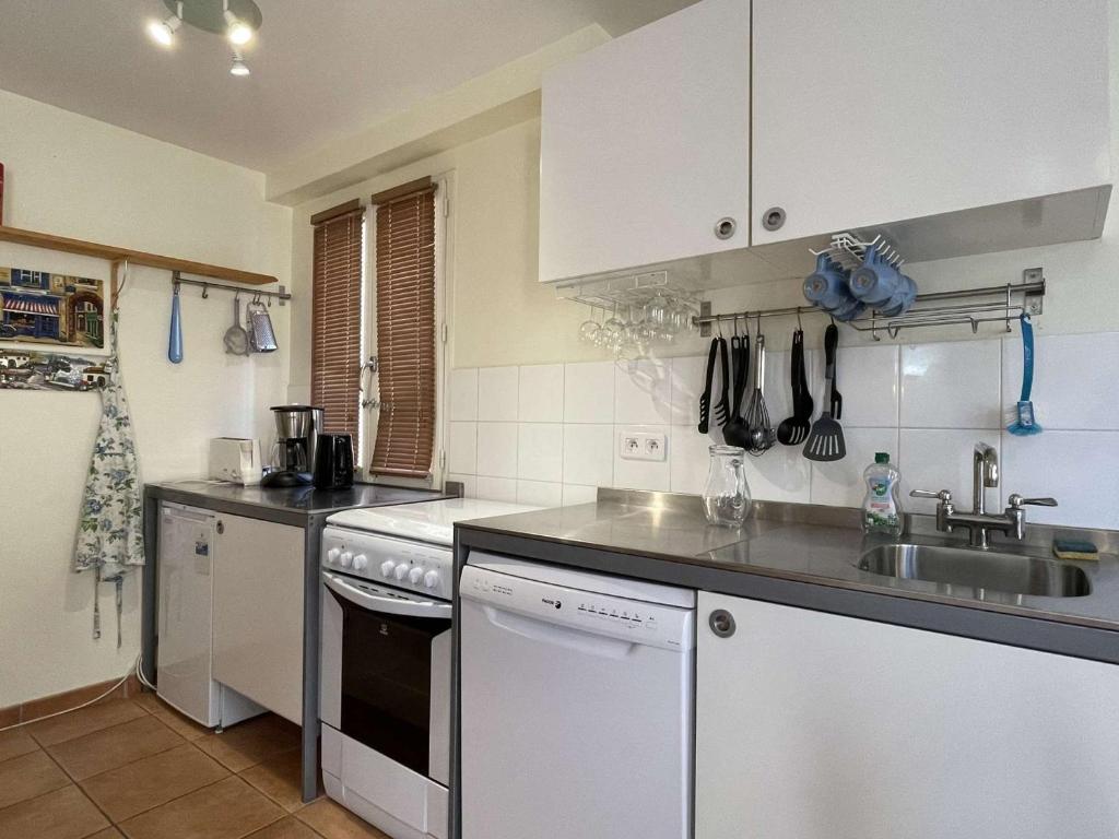 Appartement Port-Vendres, 1 pièce, 2 personnes - FR-1-225C-107 1 RUE DE LA LIBERTE REZ-DE-CHAUSSEE, 66660 Port-Vendres