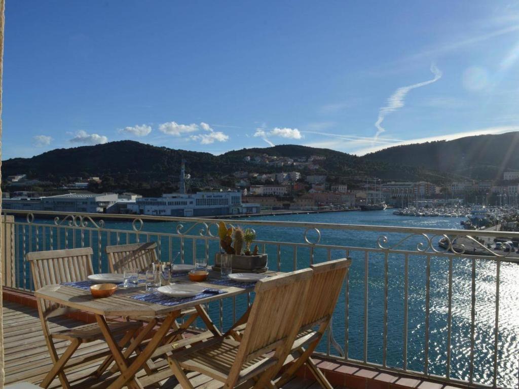 Appartement Port-Vendres, 1 pièce, 2 personnes - FR-1-225C-7 7 Rue Arago - 3Eme Etage -, 66660 Port-Vendres