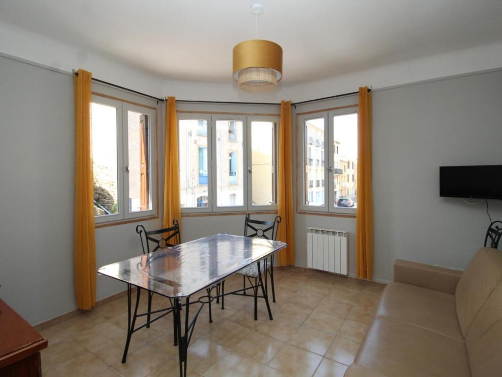 Appartement Port-Vendres, 3 pièces, 4 personnes - FR-1-309-325 2 Place Bélieu 1 er étage, 66660 Port-Vendres