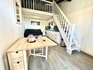 Appartement Porticcio, 1 pièce, 2 personnes - FR-1-61-603