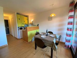 Appartement Porticcio, 2 pièces, 4 personnes - FR-1-61-505