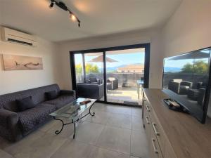 Appartement Porticcio, 3 pièces, 6 personnes - FR-1-61-500