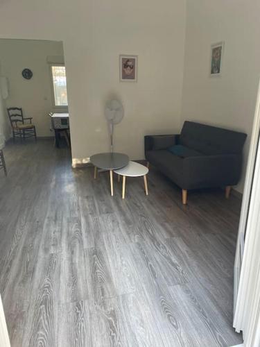 Appartement pour 2 à 4 personnes à 5 min à pied des plages de Fréjus