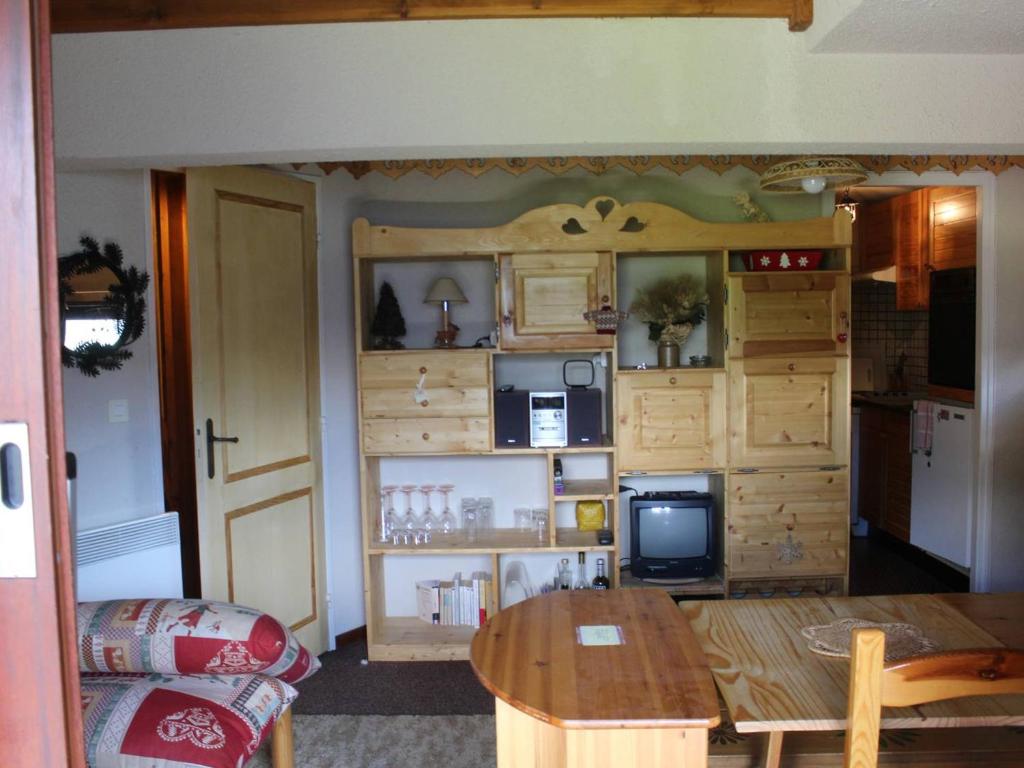 Appartement Appartement Pra-Loup, 2 pièces, 6 personnes - FR-1-691-2 Immeuble Hameau des Gentianes II 04400 Uvernet-Fours