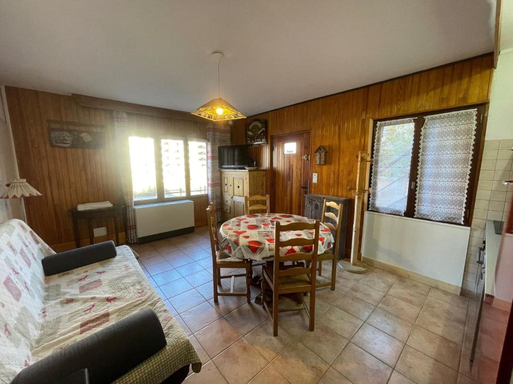 Appartement Appartement Pra-Loup, 3 pièces, 6 personnes - FR-1-165A-57 JOLIE LOCATION PROCHE DES PISTES à PRA LOUP avec parking 04400 Uvernet-Fours