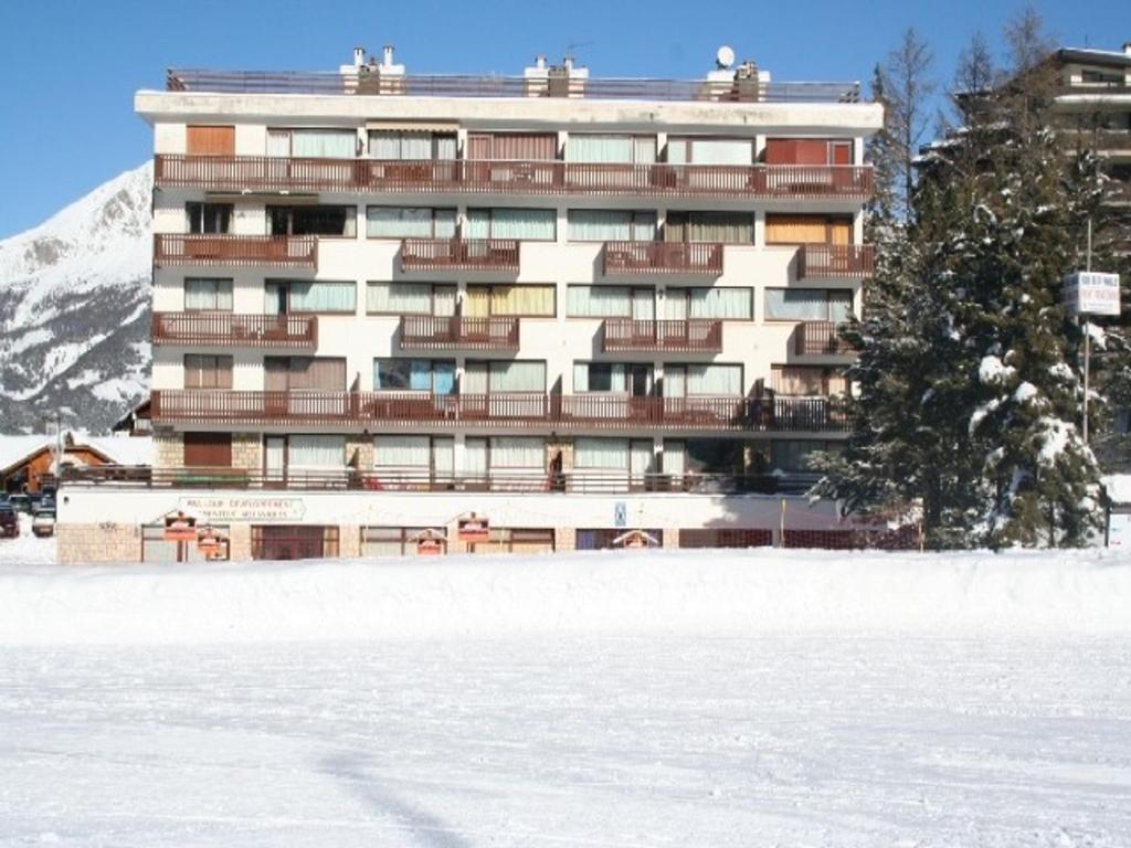 Appartement Appartement Pra-Loup, 3 pièces, 8 personnes - FR-1-691-54 RESIDENCE LE GENEPI N° A32 04400 Uvernet-Fours