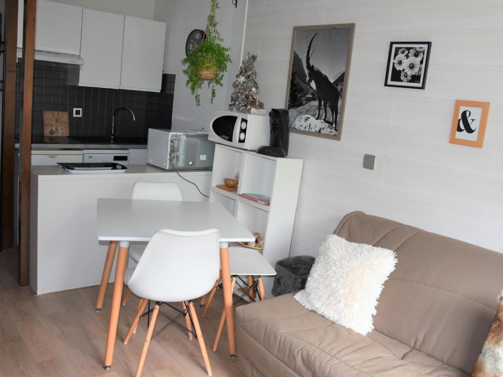 Appartement Pralognan-la-Vanoise, 2 pièces, 4 personnes - FR-1-464-9 223-239-277-281 Rue Des Xvieme Olympiades -  -, 73710 Pralognan-la-Vanoise