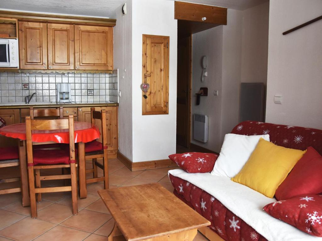 Appartement Pralognan-la-Vanoise, 3 pièces, 4 personnes - FR-1-464-114 128 MontÃ©e Des Alpages -  -, 73710 Pralognan-la-Vanoise