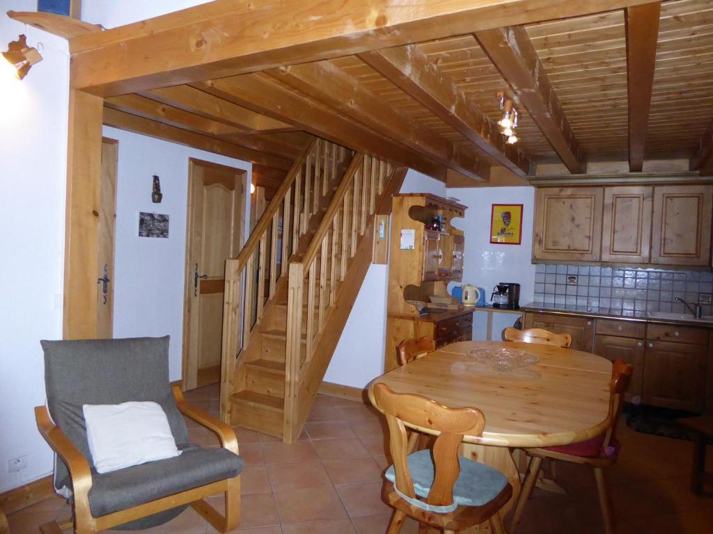 Appartement Pralognan-la-Vanoise, 4 pièces, 6 personnes - FR-1-464-61 77 MontÃ©e Des Alpages -  -, 73710 Pralognan-la-Vanoise