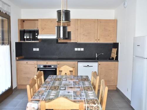Appartement Pralognan-la-Vanoise, 4 pièces, 8 personnes - FR-1-464-205