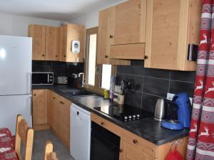 Appartement Pralognan-la-Vanoise, 4 pièces, 8 personnes - FR-1-464-58